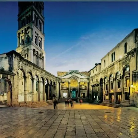 Apartman Ila Apartamento Split