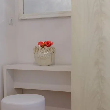 Διαμέρισμα Apartman Ila *